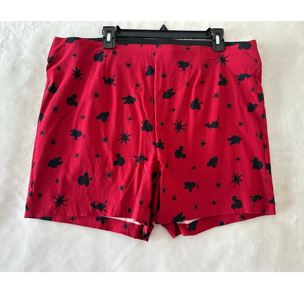 Torrid Disney Americana Mickey Red Shorts 2 2X Pull on Stretch